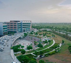 Mahindra World City